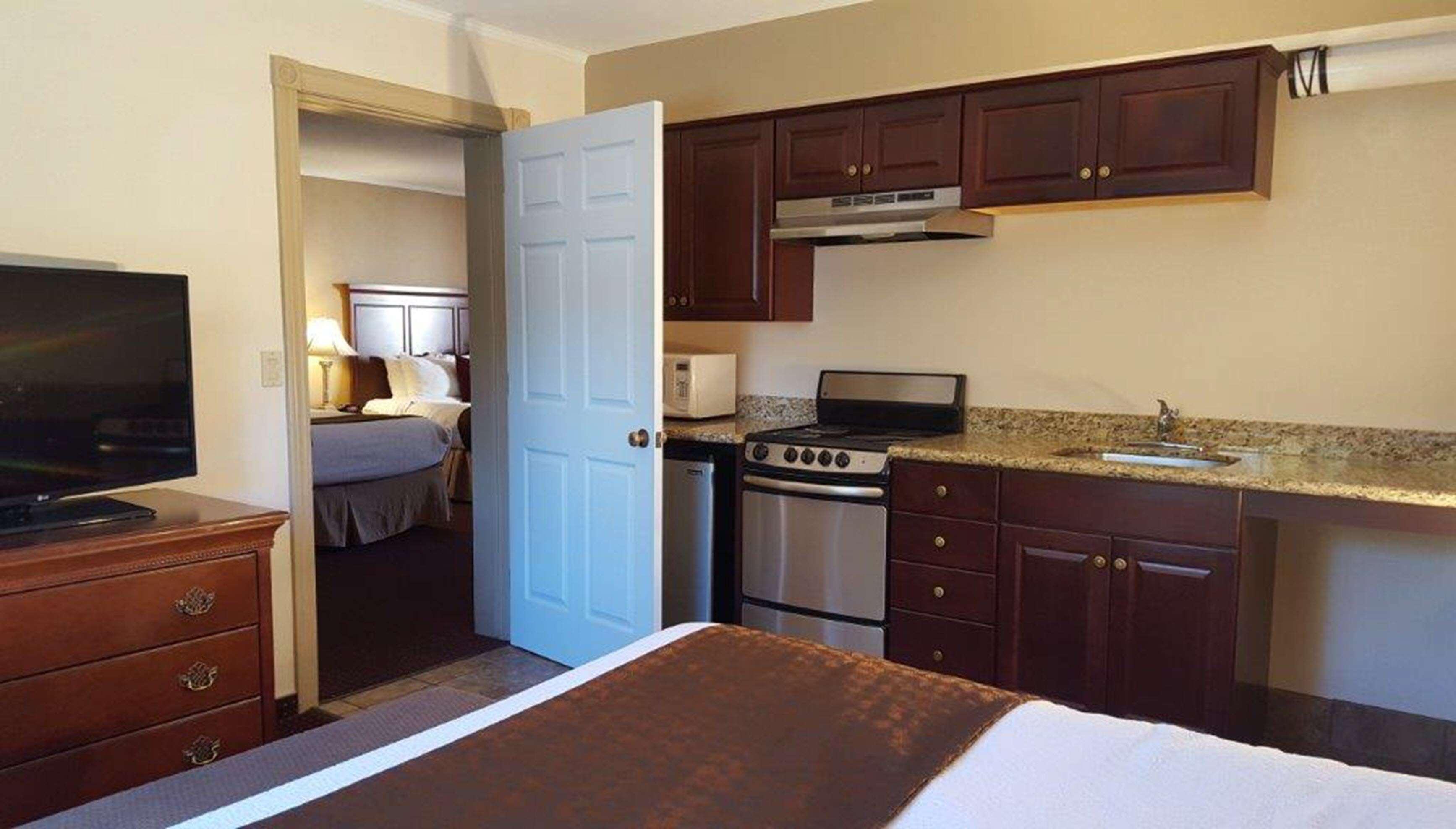 Best Western Plus Humboldt House Inn Garberville Exterior photo